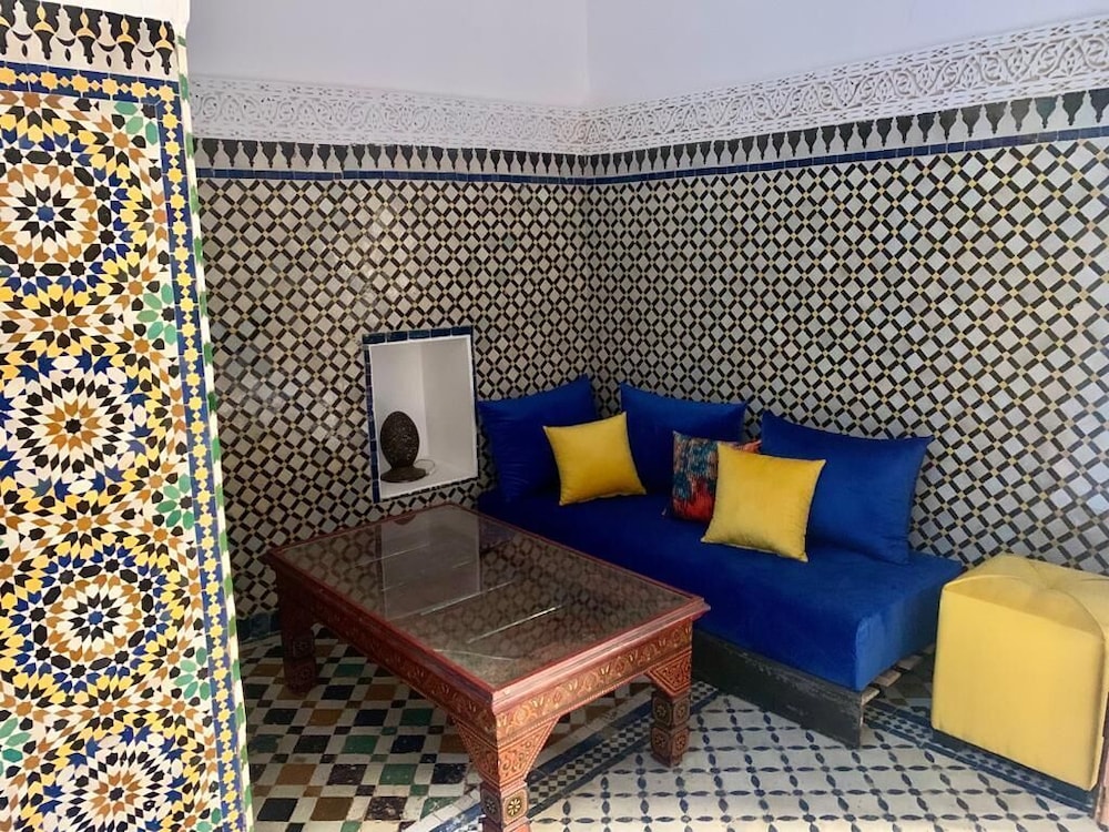 riad dar pierre