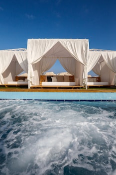 Four Seasons Halat,Beirut>>Aley,3.5 star