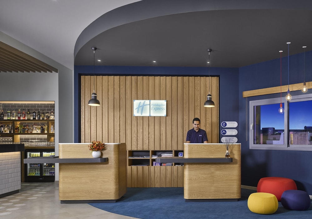 holiday inn express malta an ihg hotel
