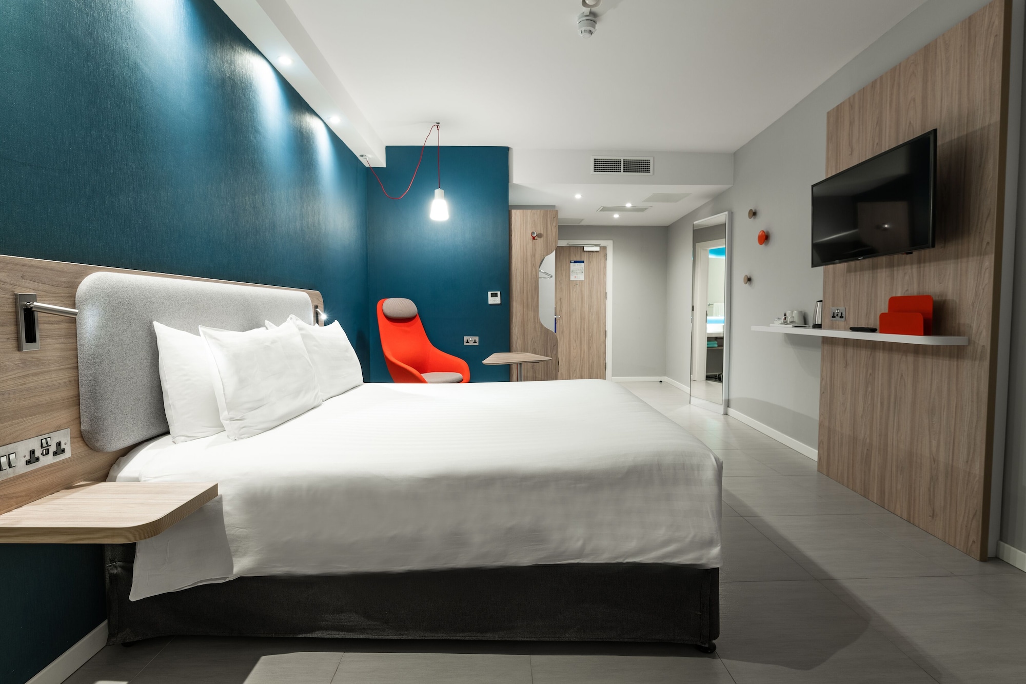 holiday inn express malta an ihg hotel