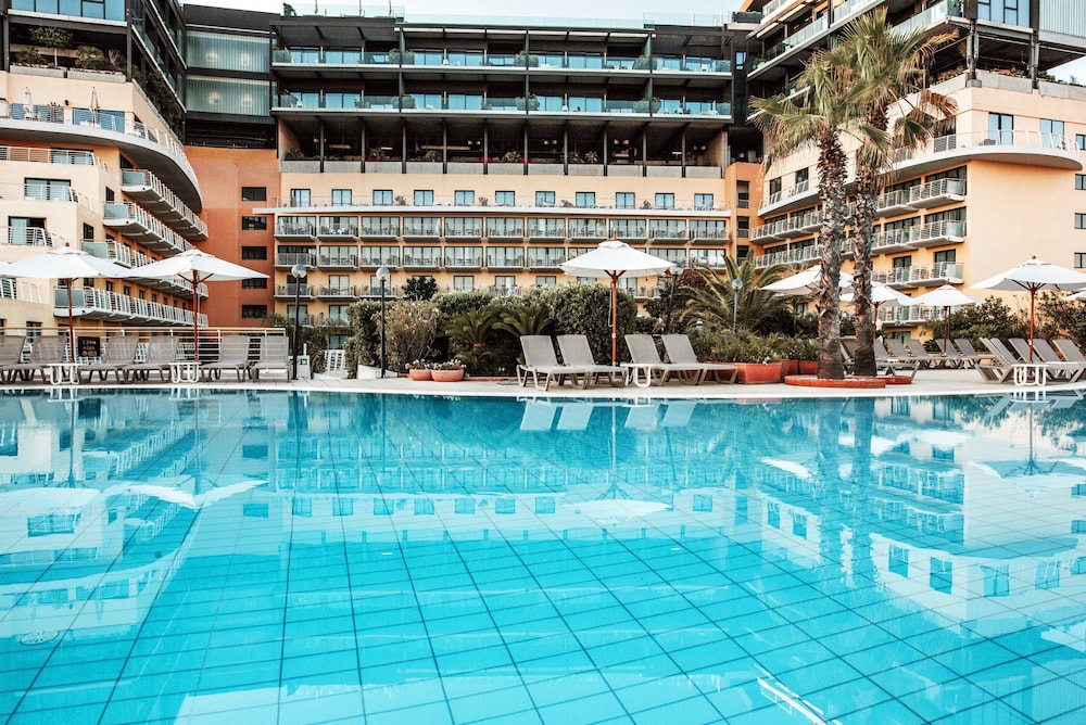 holiday inn express malta an ihg hotel
