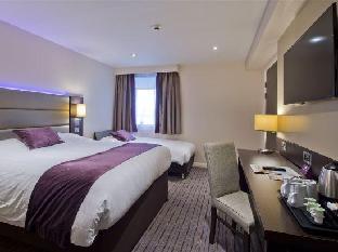 premier inn london chiswick