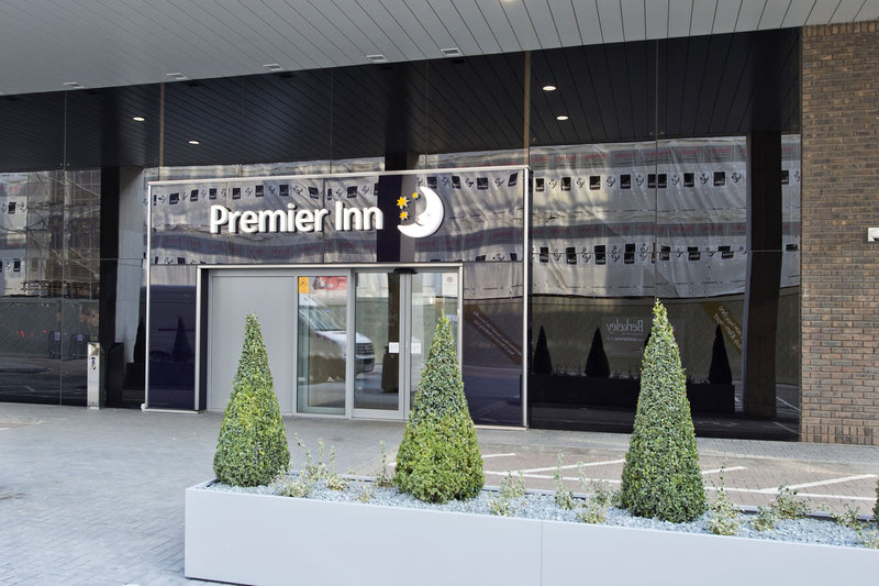 premier inn london chiswick