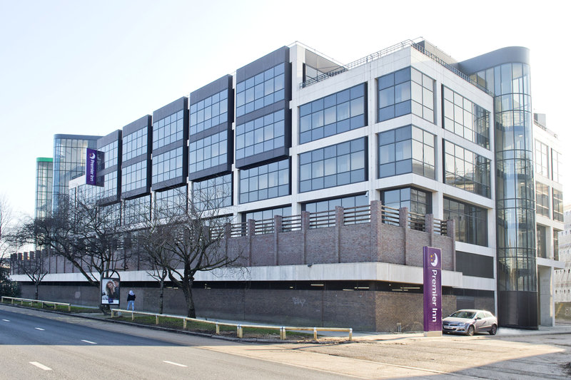 premier inn london chiswick