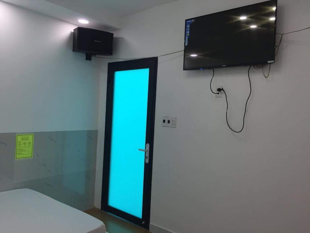 mai tuan chanh mon a hotel