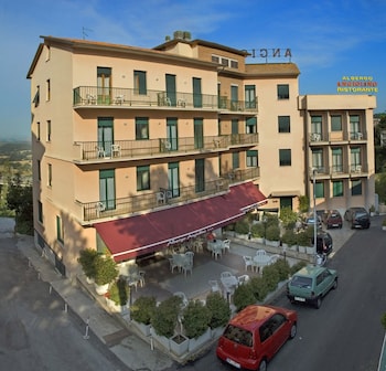 albergo angiolino