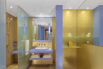 symphony style hotel kuwait