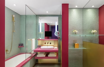 symphony style hotel kuwait