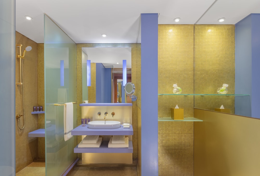 symphony style hotel kuwait