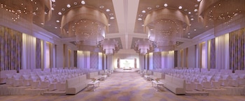 symphony style hotel kuwait
