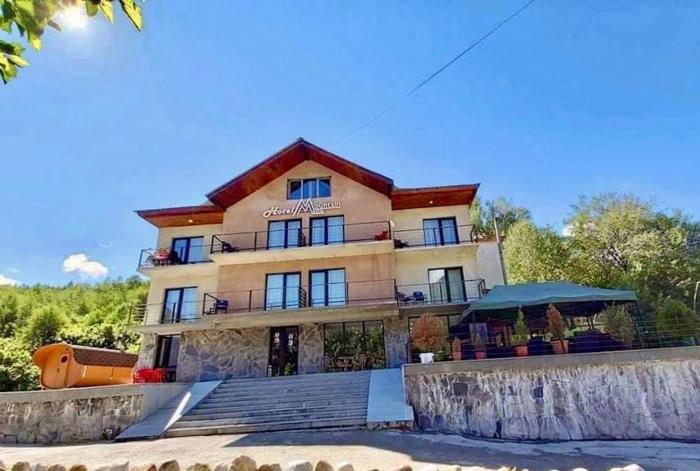 hotel mountain mestia