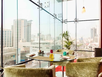 ibis kuwait salmiya