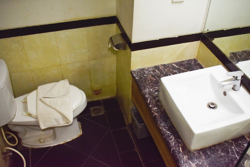 abadi hotel malioboro jogja