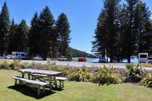 lakes edge lodge