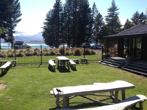 lakes edge lodge