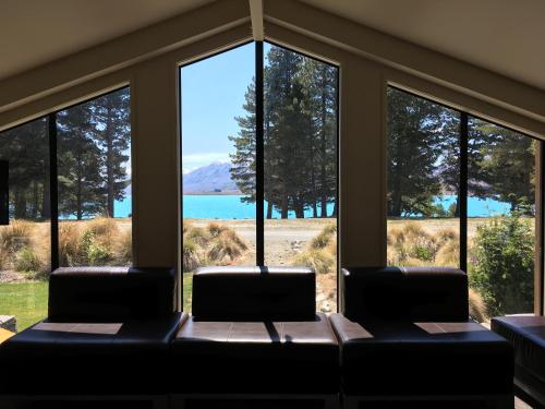 lakes edge lodge