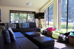lakes edge lodge