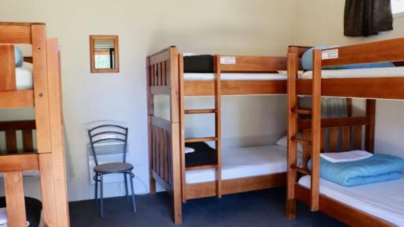 lakes edge lodge