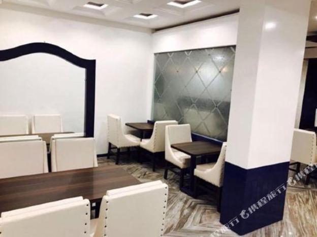 hotel sanskriti palace