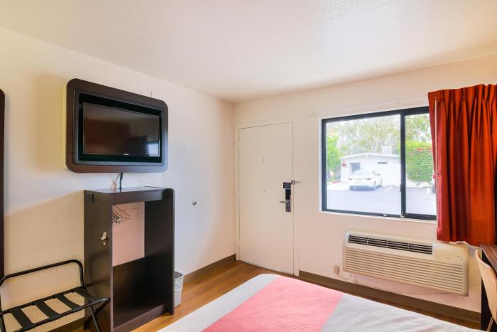 motel 6 camarillo ca