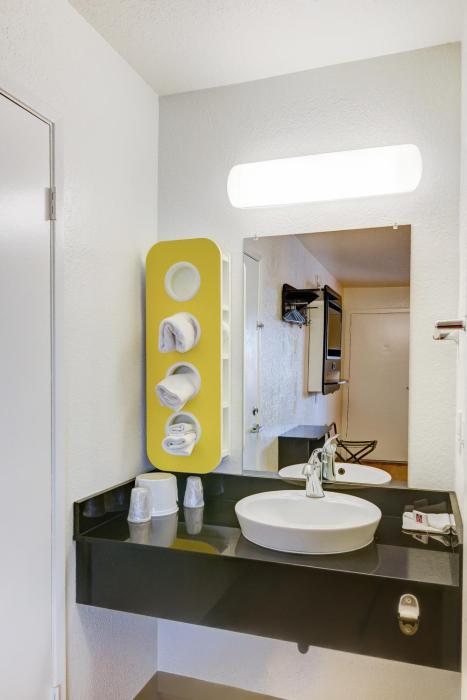 motel 6 camarillo ca