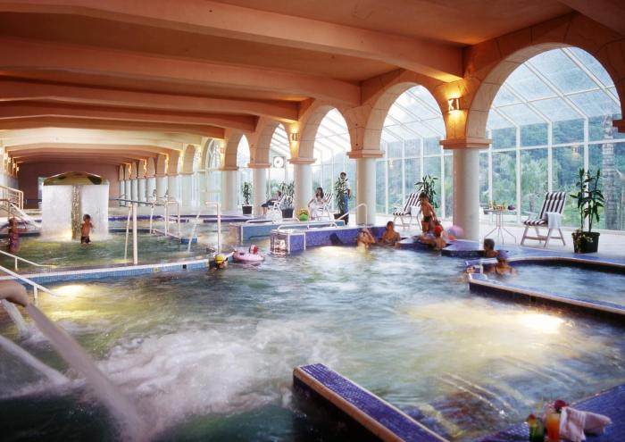 life leisure resort
