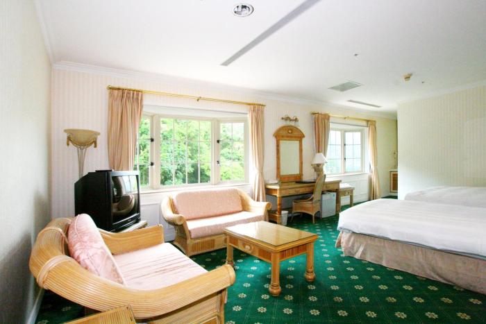 life leisure resort