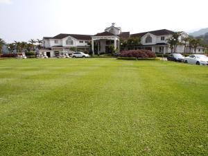 life leisure resort