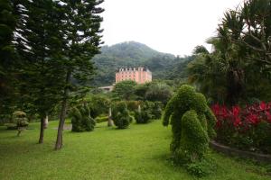 life leisure resort
