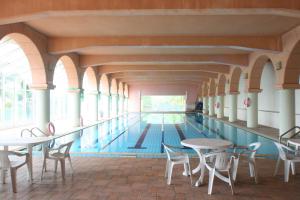 life leisure resort