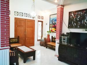 hostel bogor