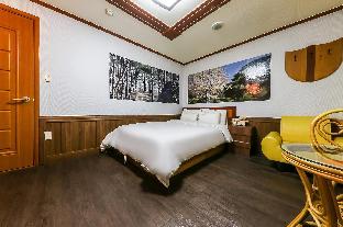 pine motel