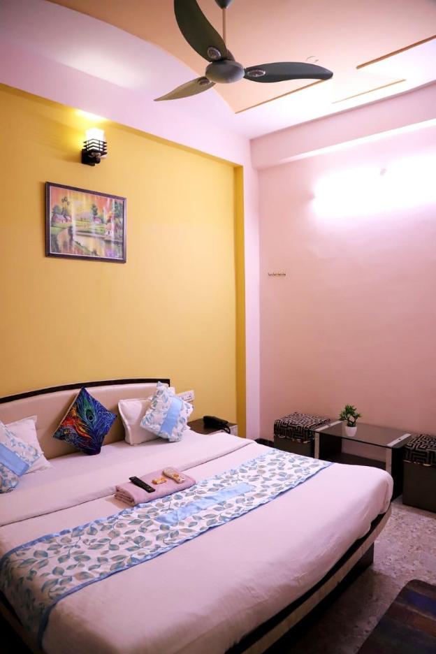 hotel mahishmati palace