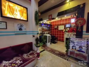 hotel mahishmati palace