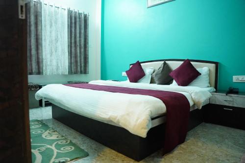 hotel mahishmati palace