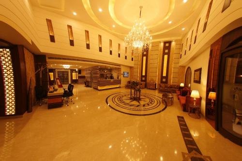 hotel imperia suites
