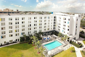 aloft miami doral