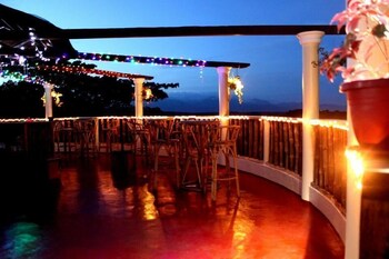 al hamra jungle resort adults only
