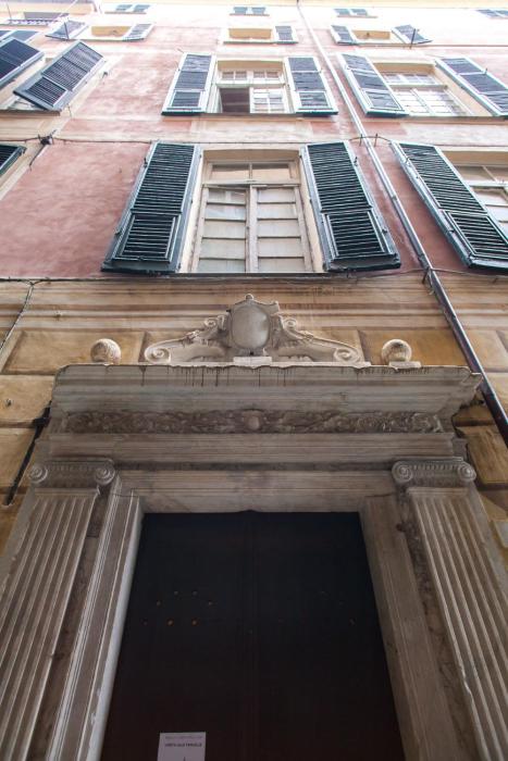 ostellin genova hostel