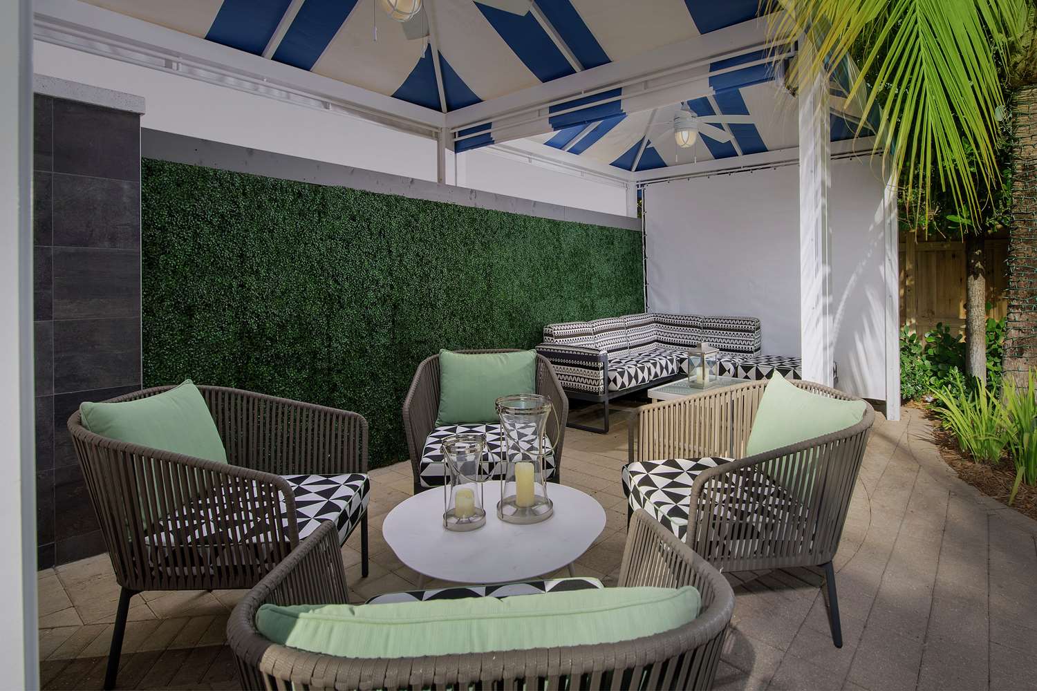 hilton garden inn miami brickell south