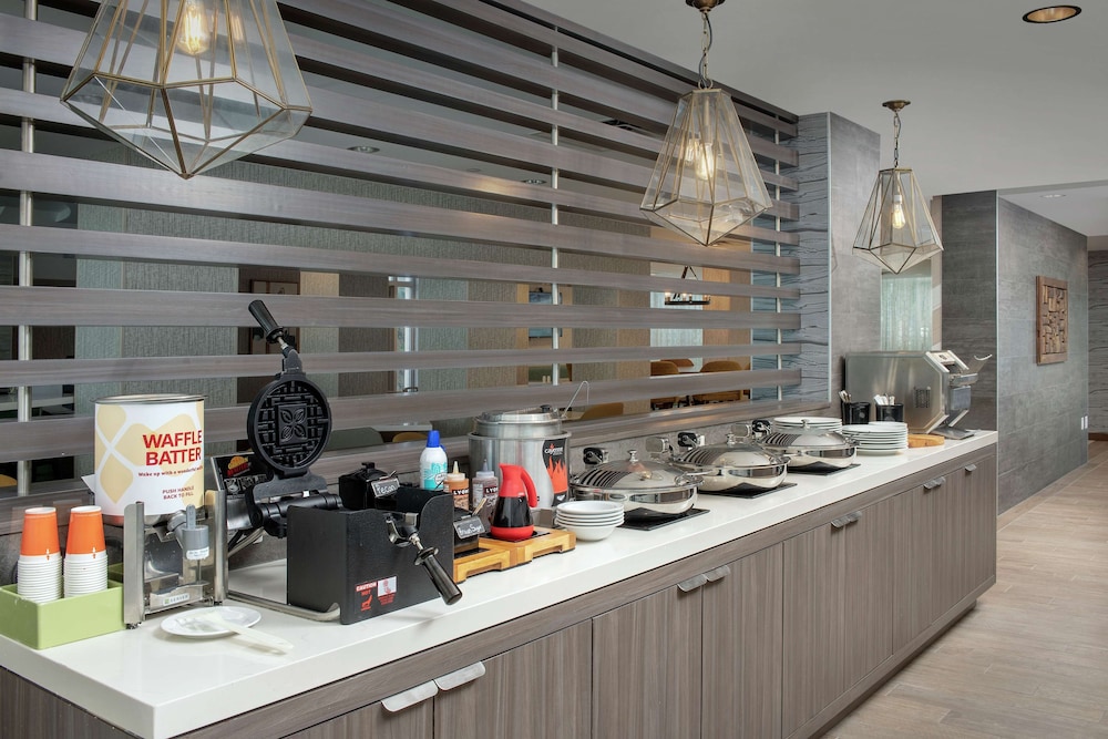 hilton garden inn miami brickell south