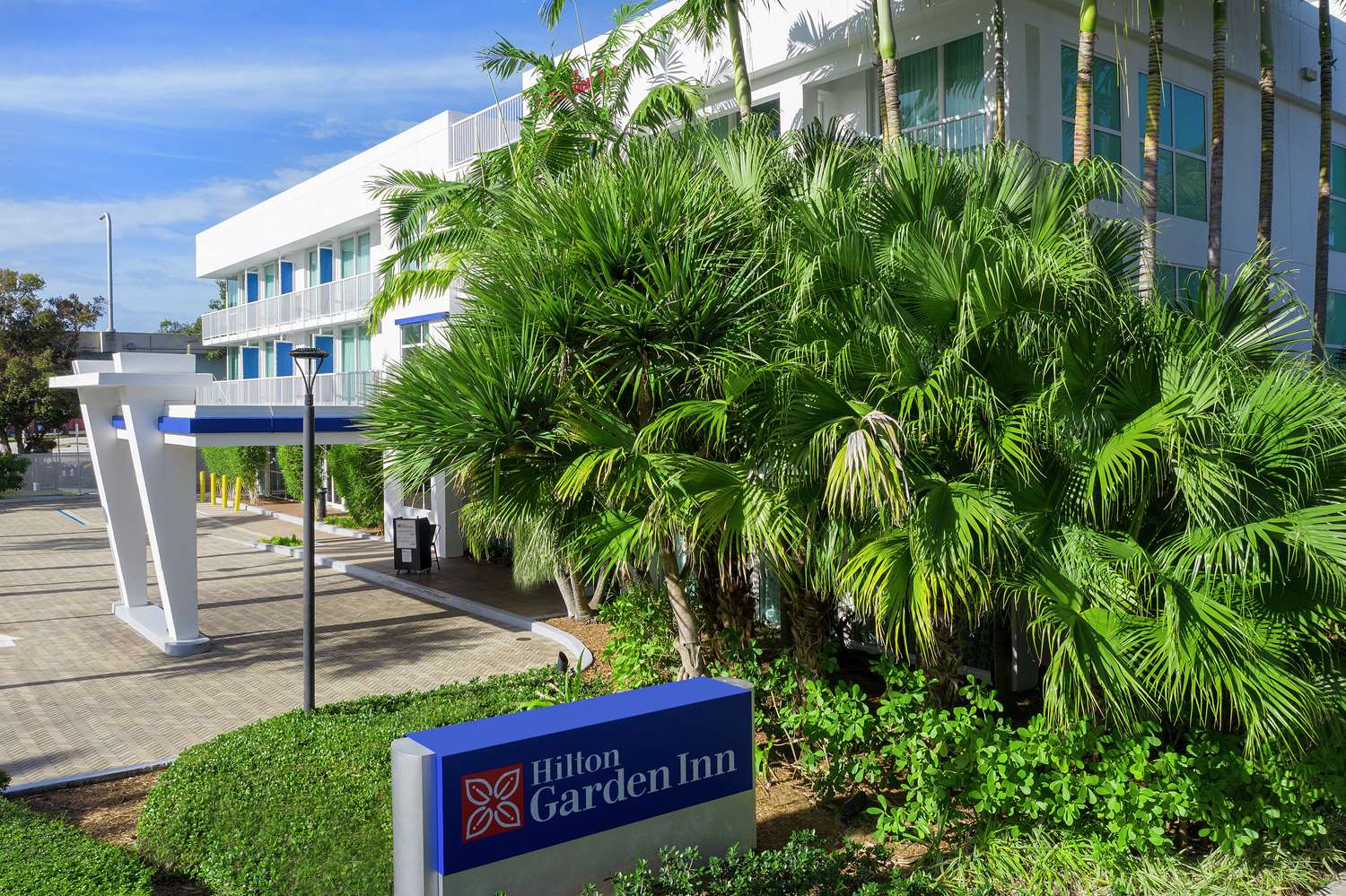 hilton garden inn miami brickell south