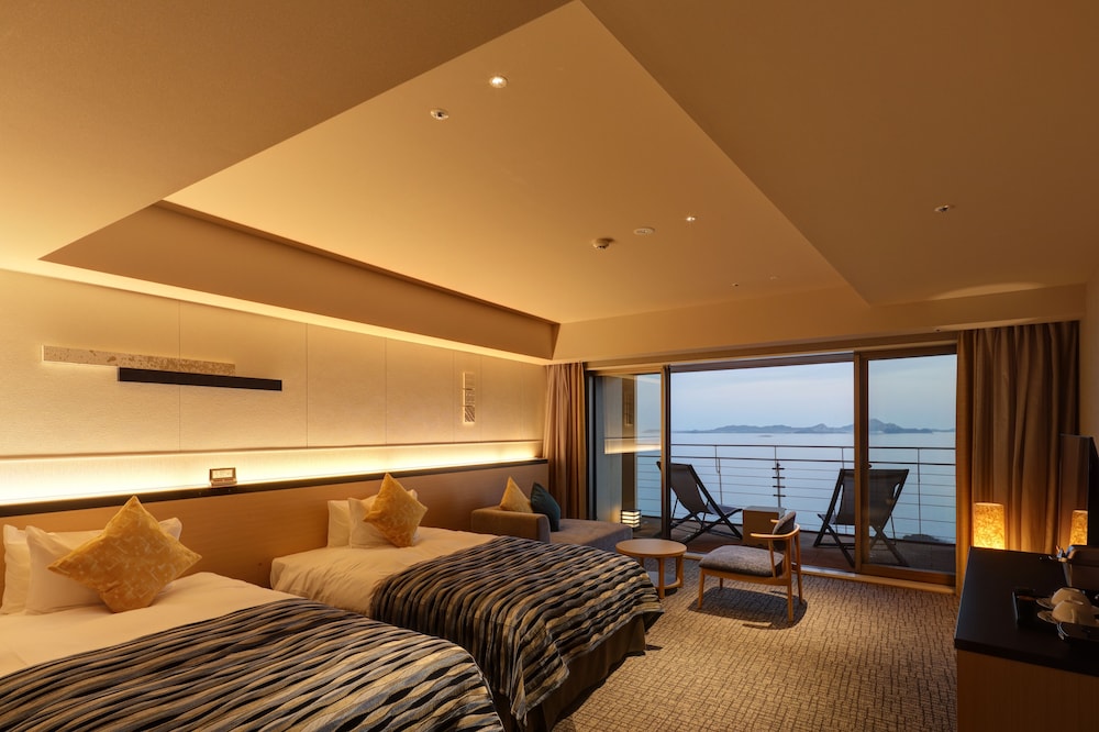 kamenoi hotel ako