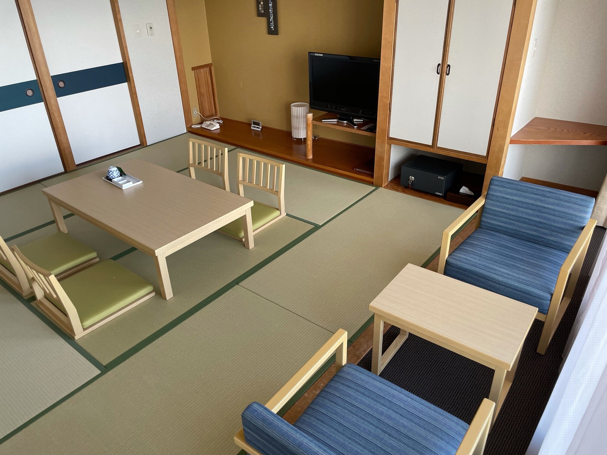 kamenoi hotel ako