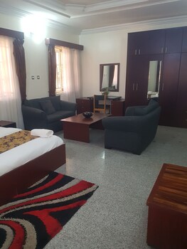 zeina suites abuja
