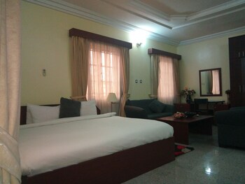 zeina suites abuja