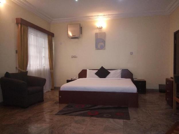 zeina suites abuja