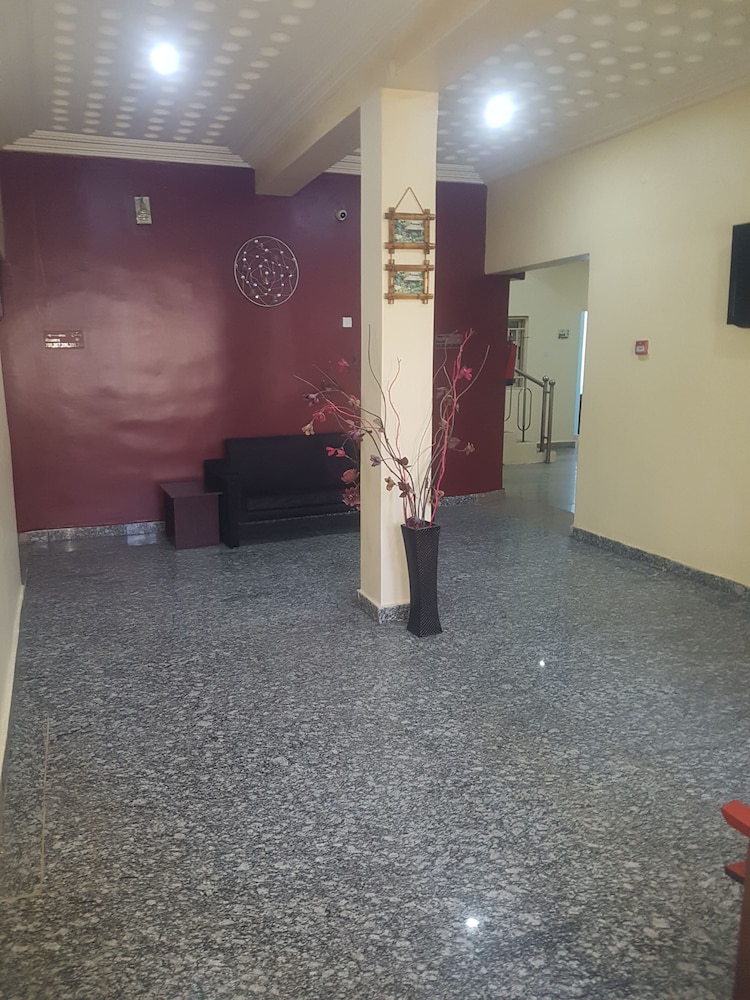 zeina suites abuja
