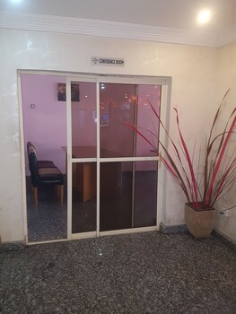 zeina suites abuja