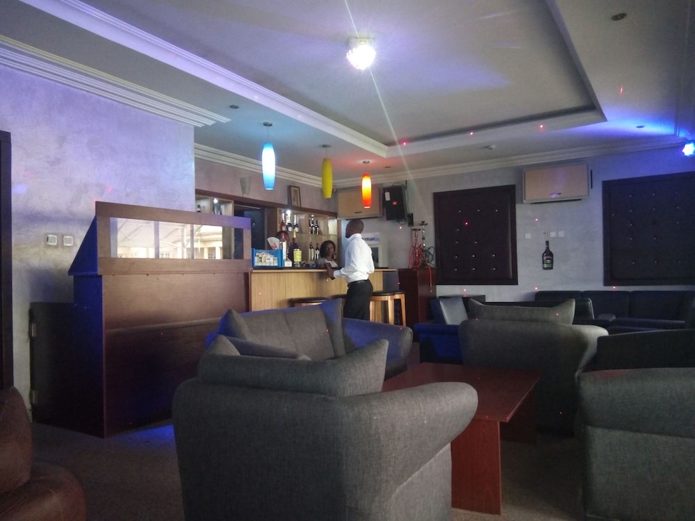zeina suites abuja